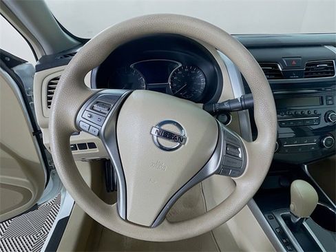 Used 2013 Nissan Altima 2.5 S image 12