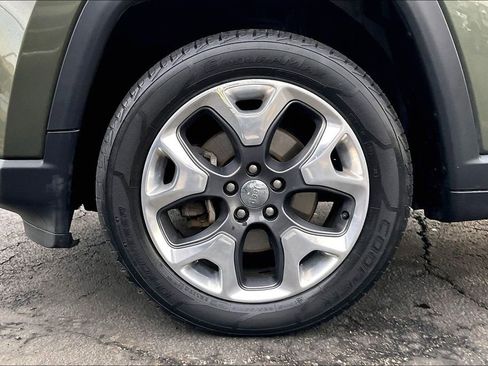 Used 2018 Jeep Compass Limited w/ Navigation Group image 8