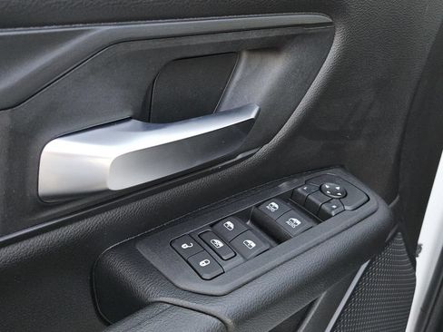 New 2026 RAM 1500 Express AWD/4WD image 24