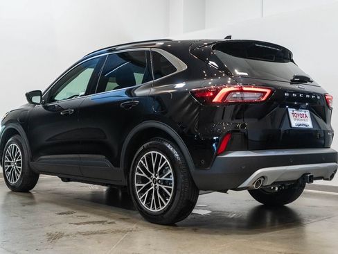Used 2024 Ford Escape SE w/ PHEV Premium Package FWD image 7