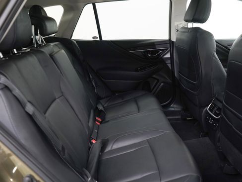 Used 2023 Subaru Outback Touring image 12