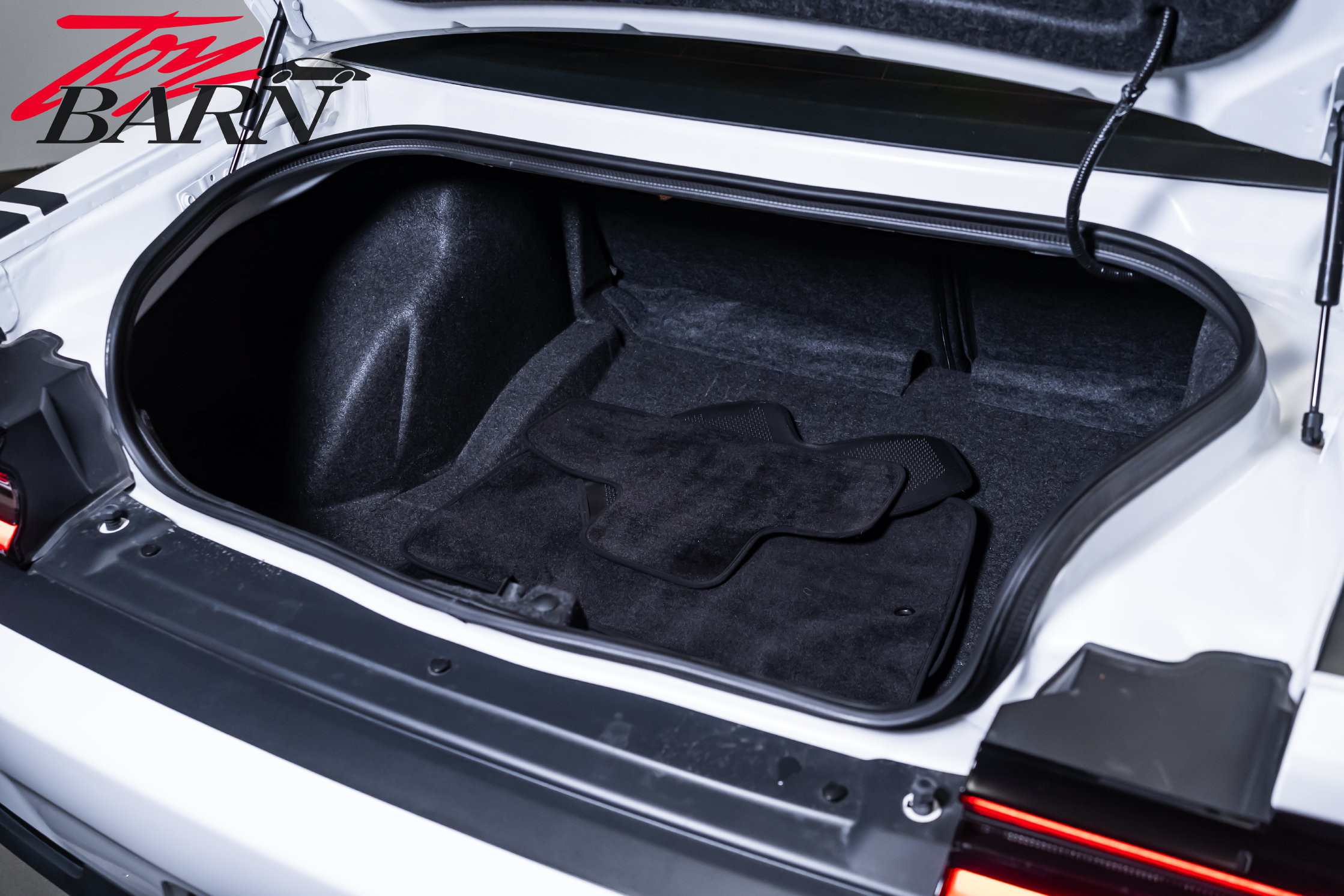 Used 2018 Dodge Challenger R/T Scat Pack RWD image 41