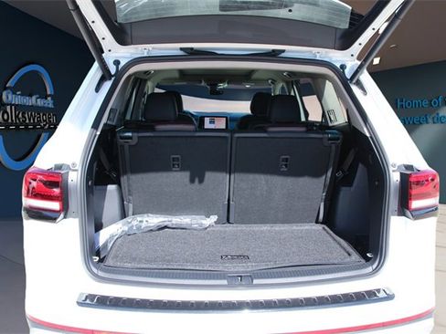 New 2026 Volkswagen Atlas Peak Edition image 34