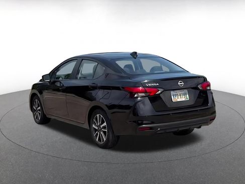 Used 2025 Nissan Versa SV FWD image 9