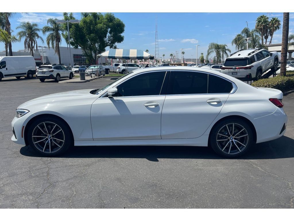 Used 2020 BMW 330i Sedan RWD image 2