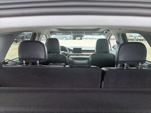 Used 2022 Lincoln Corsair Reserve w/ Elements Package image 16