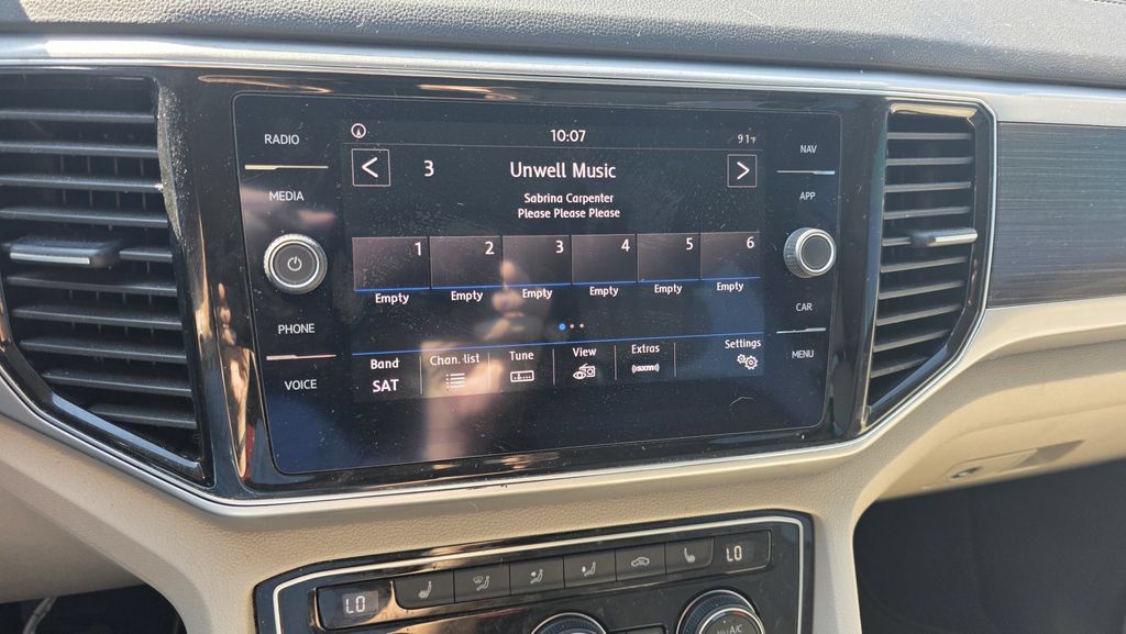 Used 2019 Volkswagen Atlas SEL FWD image 22