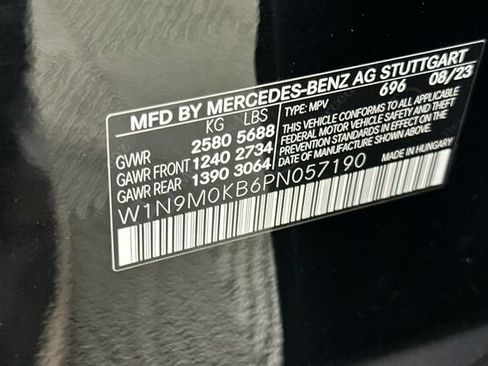 Certified 2023 Mercedes-Benz EQB 300 4MATIC image 38