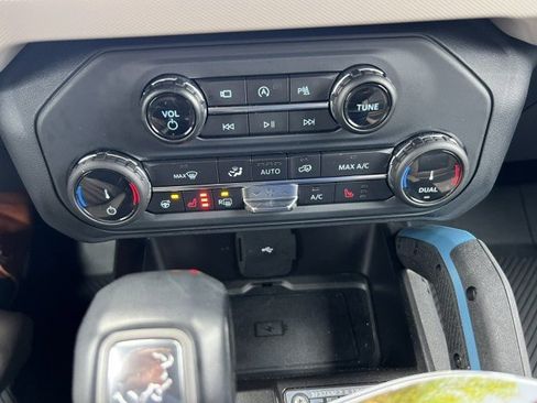 Certified 2022 Ford Bronco Wildtrak image 17