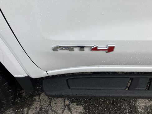 New 2026 GMC Sierra 1500 AT4 w/ AT4 Premium Package image 4