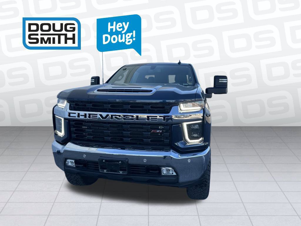 Used 2020 Chevrolet Silverado 3500 LT w/ All Star Edition AWD/4WD image 3