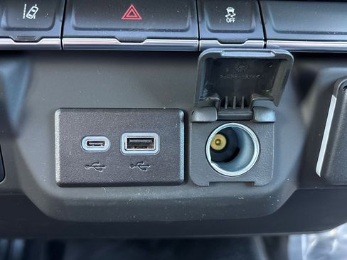 New 2025 GMC Sierra 3500 Pro w/ Convenience Package image 8