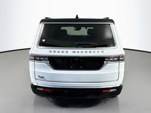 Used 2023 Jeep Grand Wagoneer 4WD image 6