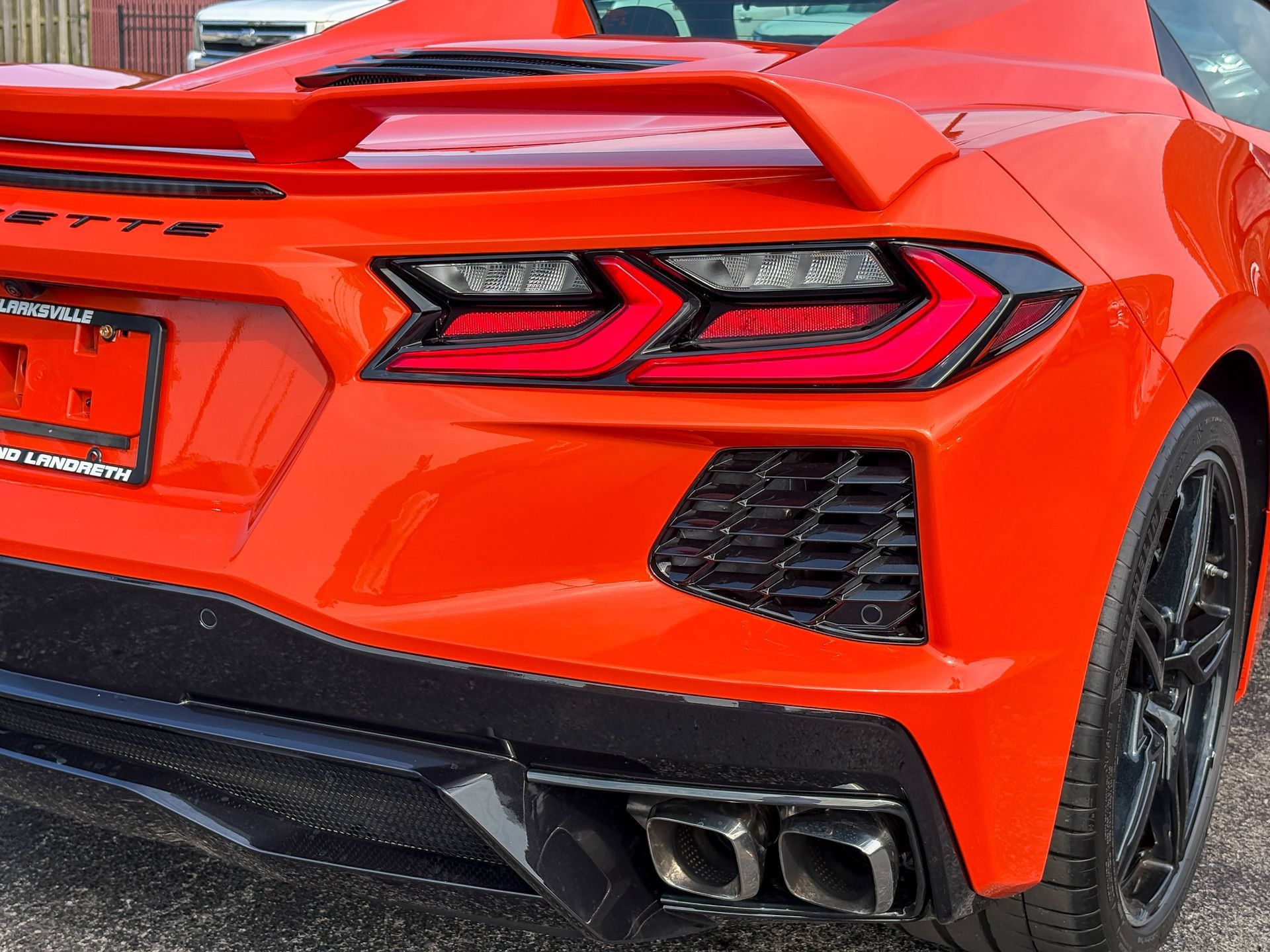 Used 2021 Chevrolet Corvette Stingray Preferred Conv w/ Z51 Performance Package RWD image 19