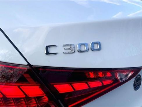 Used 2025 Mercedes-Benz C 300 4MATIC Sedan image 8