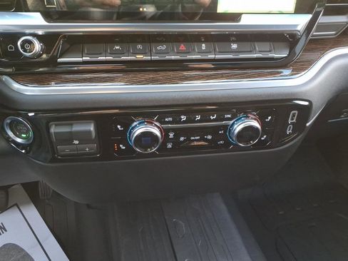 New 2026 GMC Sierra 1500 Elevation w/ Elevation Select Package image 17