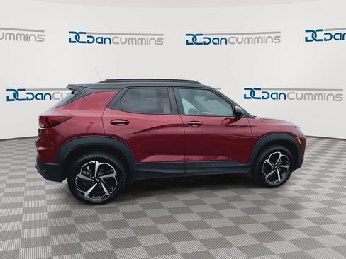 Used 2023 Chevrolet TrailBlazer RS w/ Convenience Package AWD/4WD image 9