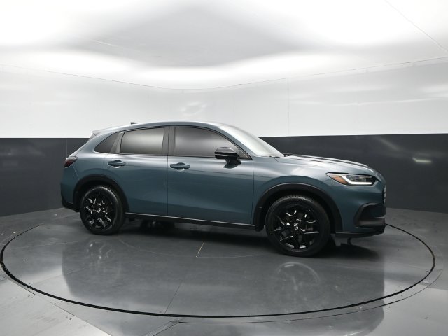 Used 2025 Honda HR-V Sport image 6