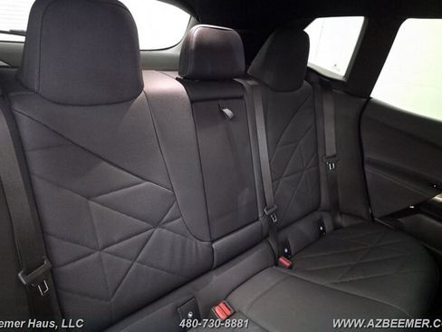Used 2023 BMW iX xDrive50 w/ Sport Package AWD/4WD image 33