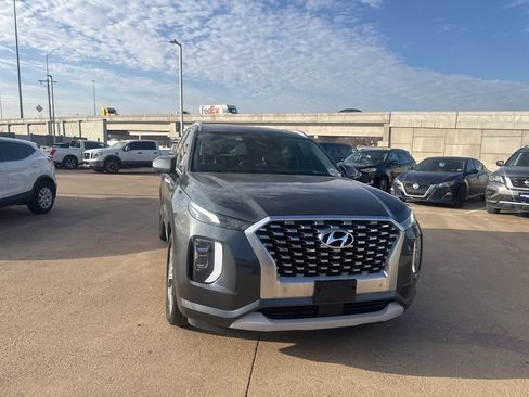 Used 2021 Hyundai Palisade Limited image 2