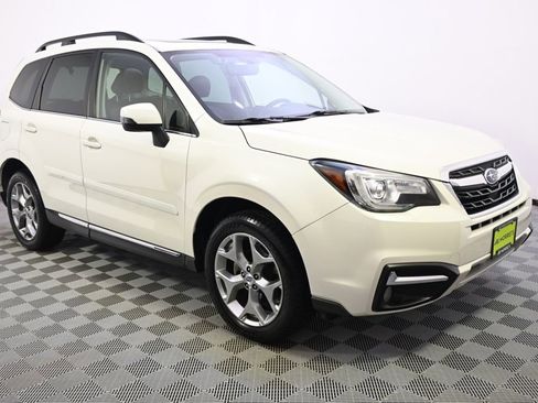 Used 2018 Subaru Forester 2.5i Touring image 6