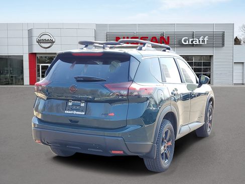 New 2026 Nissan Rogue SV AWD/4WD image 3