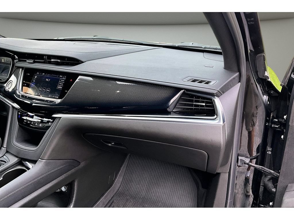 Used 2024 Cadillac XT6 Sport w/ LPO, Floor Liner Package AWD/4WD image 43