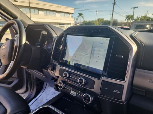 Used 2022 Ford F250 Platinum w/ Tremor Off-Road Package image 30