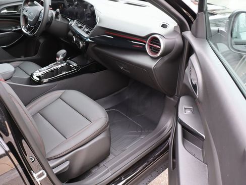 New 2026 Chevrolet Trax RS w/ Driver Confidence Package image 39