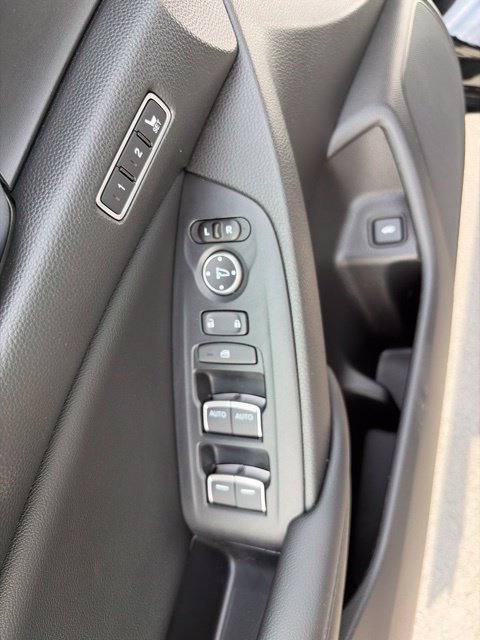 Used 2020 Honda Accord Touring image 12