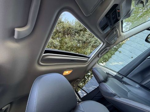 Used 2018 Subaru Crosstrek 2.0i Limited image 25