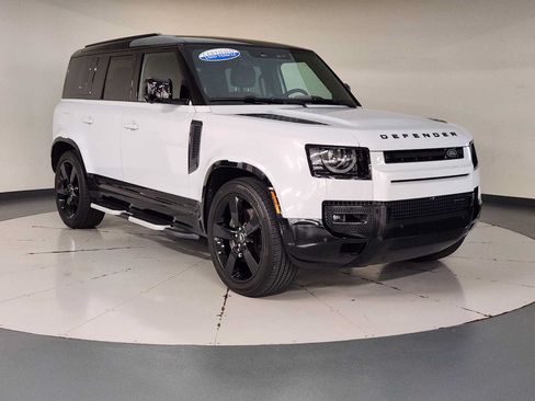 Used 2023 Land Rover Defender 110 X-Dynamic SE AWD/4WD image 7