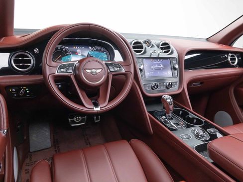 Used 2019 Bentley Bentayga AWD/4WD image 6