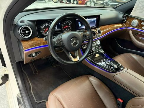 Used 2018 Mercedes-Benz E 300 4MATIC image 10