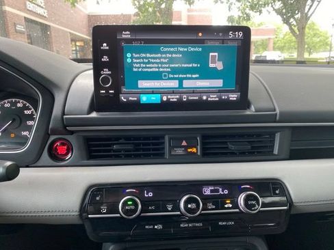 Used 2025 Honda Pilot EX-L image 14