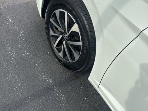 Used 2023 Volkswagen Jetta S FWD image 5