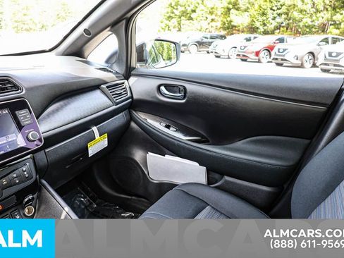 Used 2025 Nissan Leaf SV Plus image 51