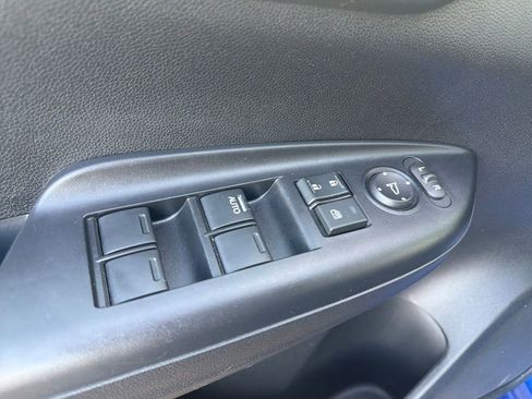 Used 2020 Honda Fit EX image 12