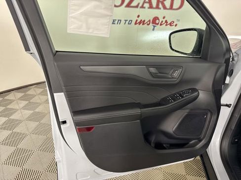 New 2026 Ford Escape Active image 16