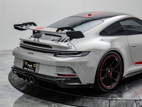 Used 2022 Porsche 911 GT3 RWD image 24