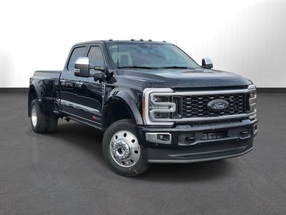 New 2026 Ford F450 Platinum w/ Platinum Plus Package
