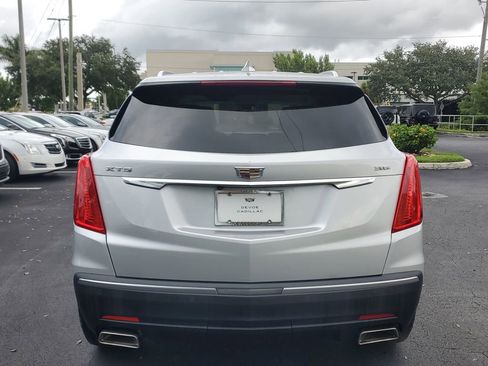 Used 2018 Cadillac XT5 Luxury w/ Driver Awareness Package image 13