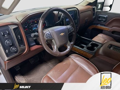 Used 2019 Chevrolet Silverado 3500 High Country AWD/4WD image 11