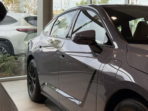 New 2026 Lexus ES 350e FWD image 5