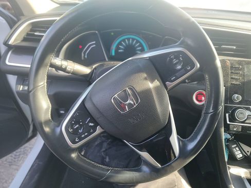 Used 2019 Honda Civic EX image 7