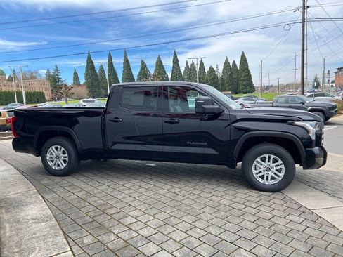 New 2026 Toyota Tundra SR5 AWD/4WD image 6