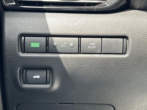 Certified 2024 Nissan Sentra SV w/ All-Weather Package FWD image 19