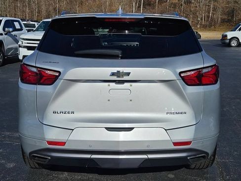 Used 2021 Chevrolet Blazer Premier w/ Driver Confidence II Package FWD image 7