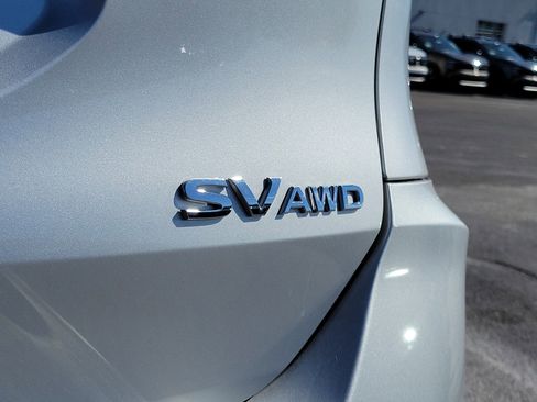 Certified 2018 Nissan Rogue SV image 7