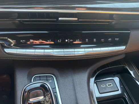 Used 2021 Cadillac Escalade Sport w/ LPO, ONYX Package AWD/4WD image 12